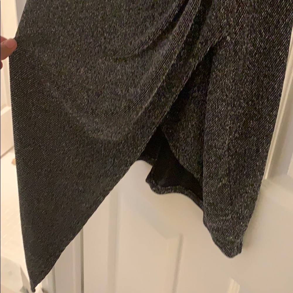 Sparkly asymmetrical simple dress - Picture 2 of 2